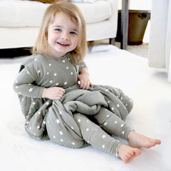 GUNAMUNA Shine zipper feature, WonderZiP full-length zipper for easy changes.