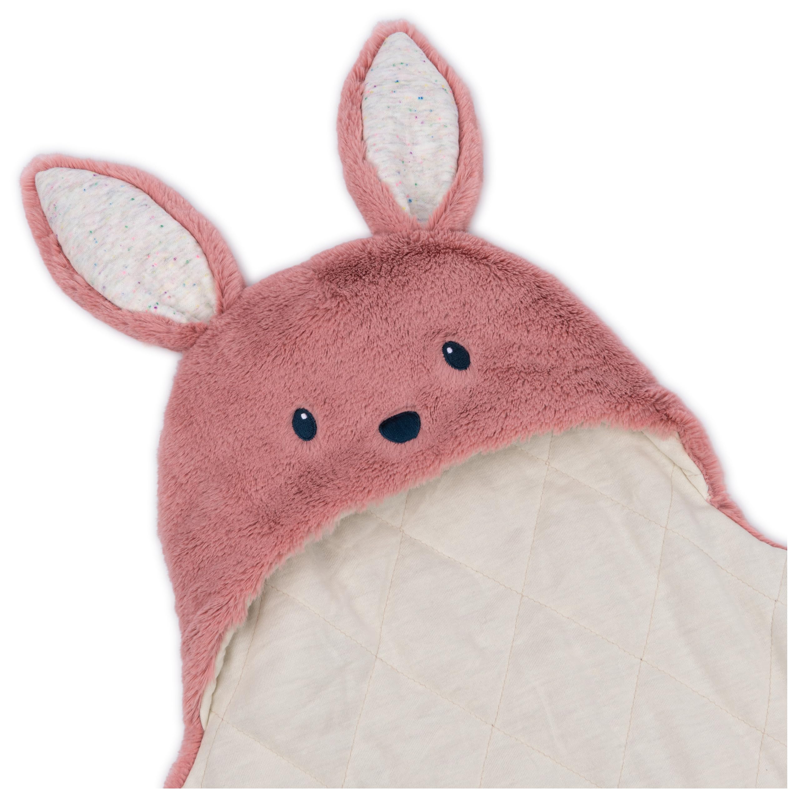GUND Machine-washable blanket wrap simplifies cleanup after messy days.