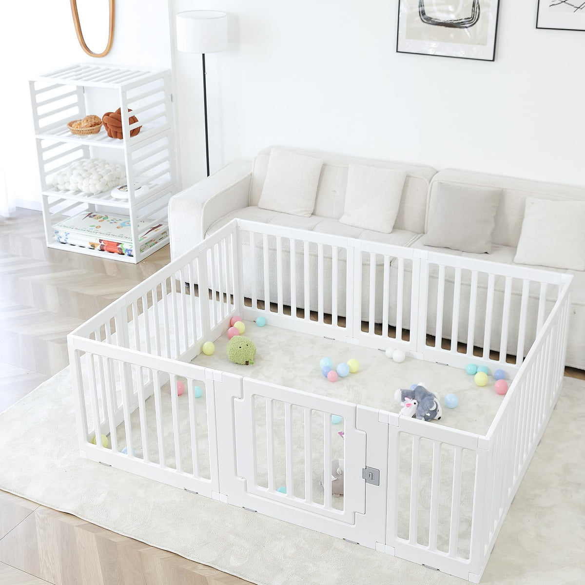 Gupamiga Playpen easy-assembly for quick setup and safe play.