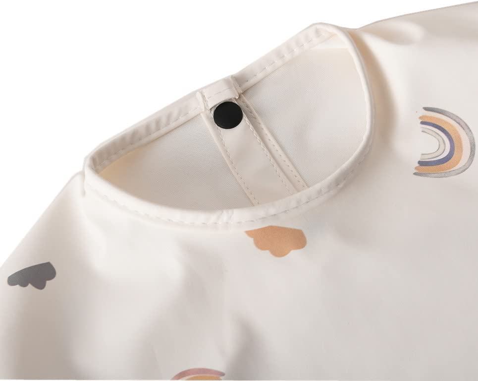 GZMM bib with drawstring closure stays secure during active eating