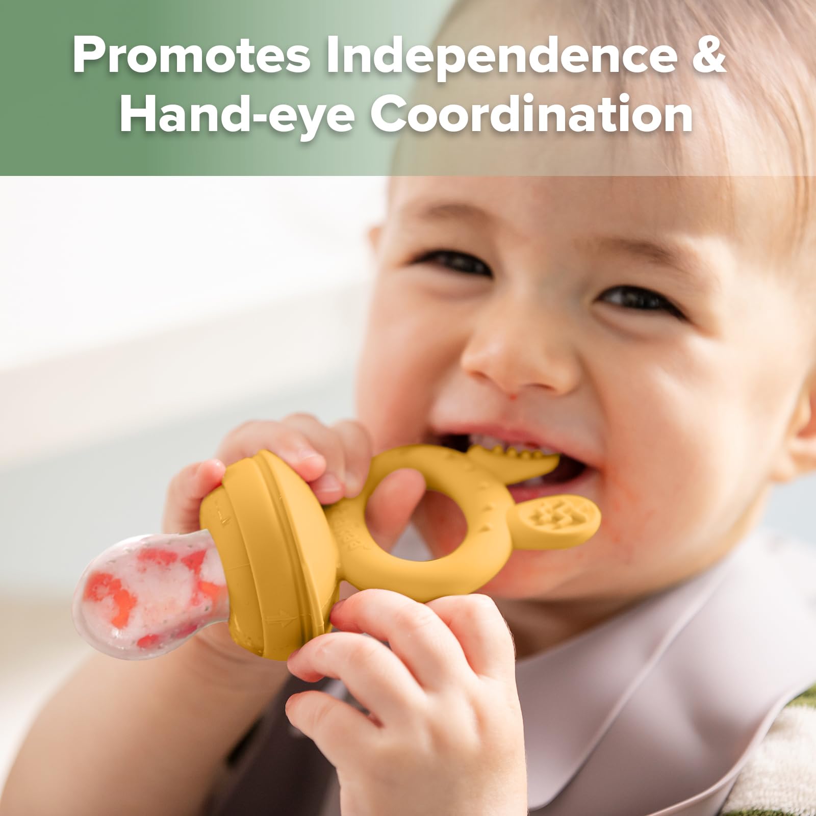 Haakaa baby food pouch holes detail emphasizes safe, digestible pieces.