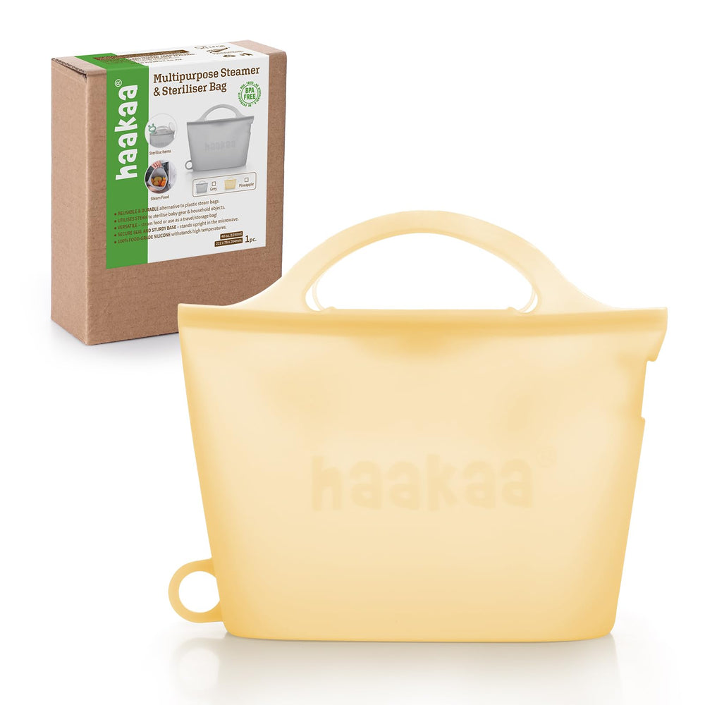 Haakaa On-The-Go bag with top handle for easy microwave use and transport.