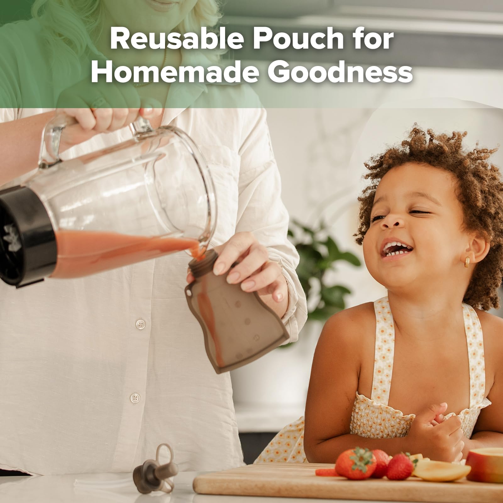 Haakaa pouch with wide neck design makes filling simple and tidy.