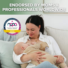 haakaa silicone lid leakproof seals the pump between uses.