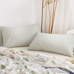 Hadi Bedding two-pack pillowcase set with zipper closure for secure fit