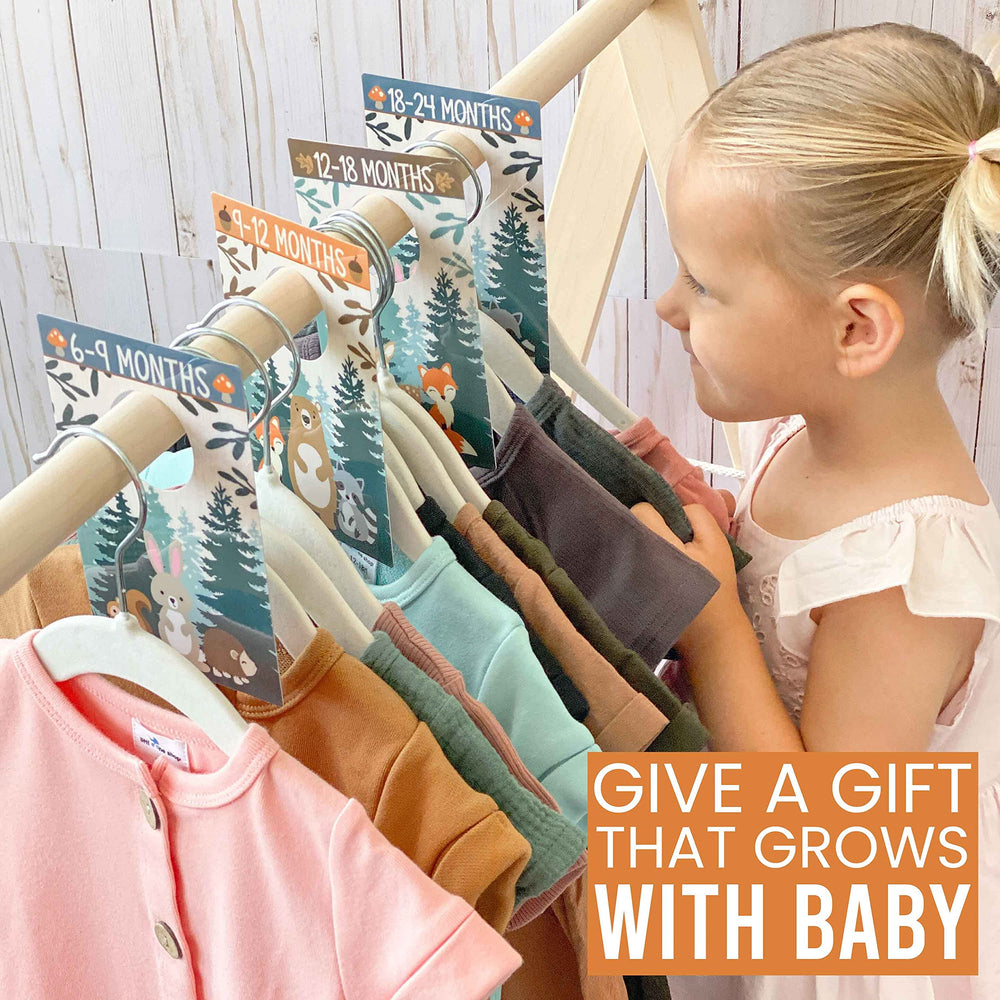 Hadley Designs 0-3 month divider helps quick outfit checks.
