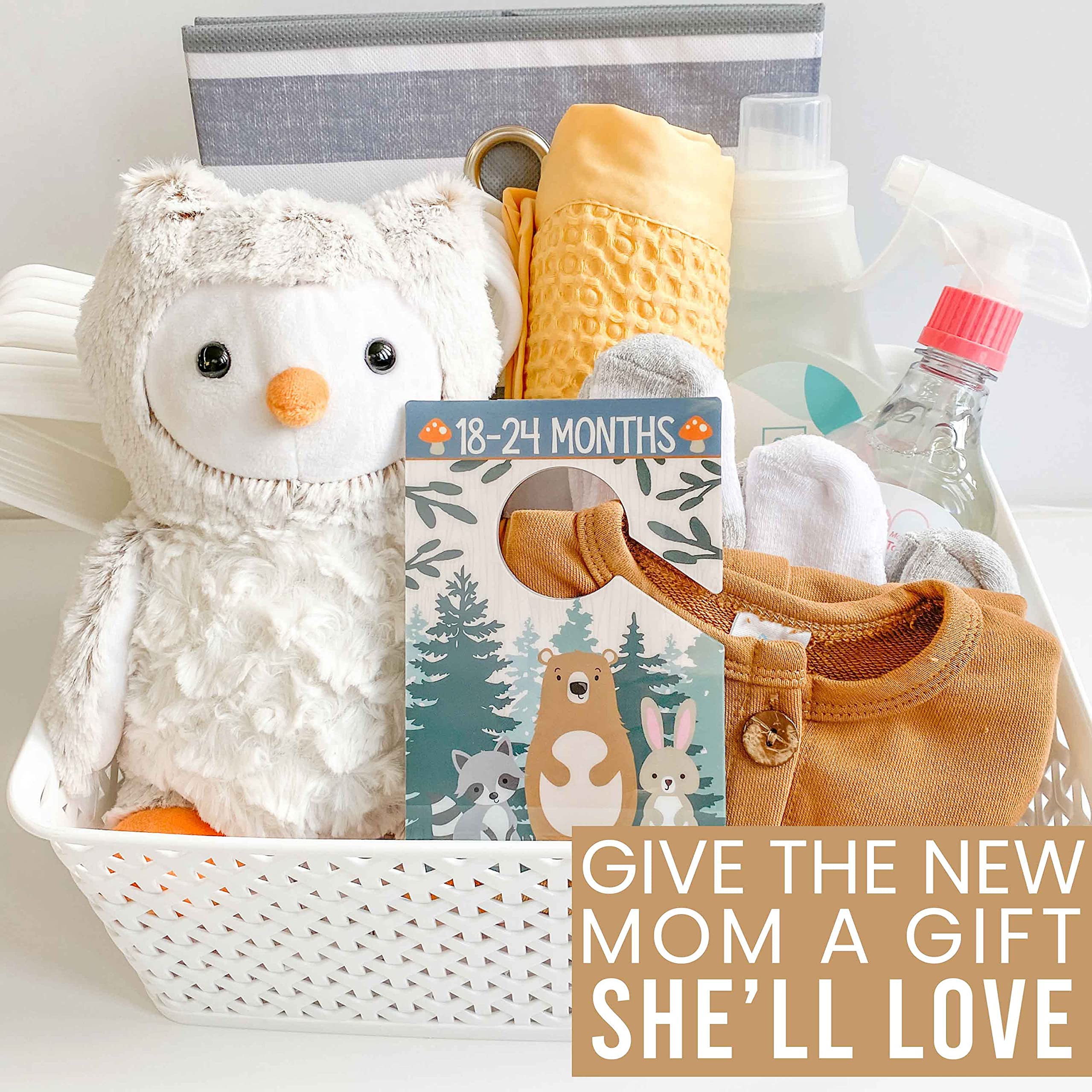 Hadley Designs 6-9 month divider streamlines daily dressing.