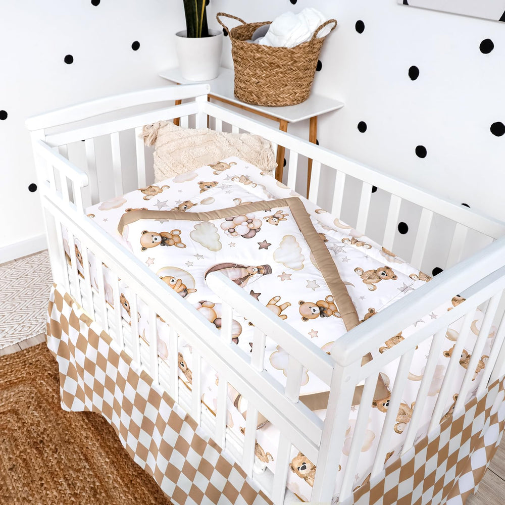 Hahafelt front-back quilt print offering reversible styling options