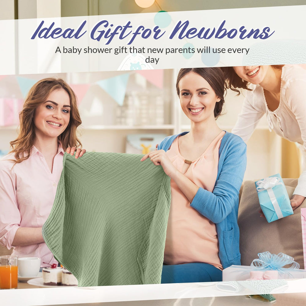Hahafelt light green bib, absorbent and comfortable for everyday use.