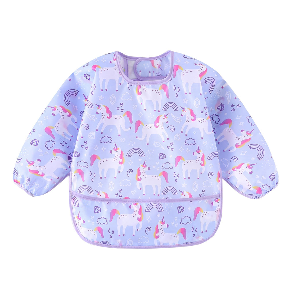 HaimoBurg catch-all pocket catches crumbs during toddler meals.