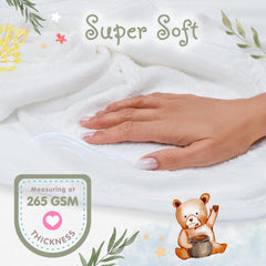 HakoBaby soft 265GSM flannel fleece blanket for cozy photo sessions.
