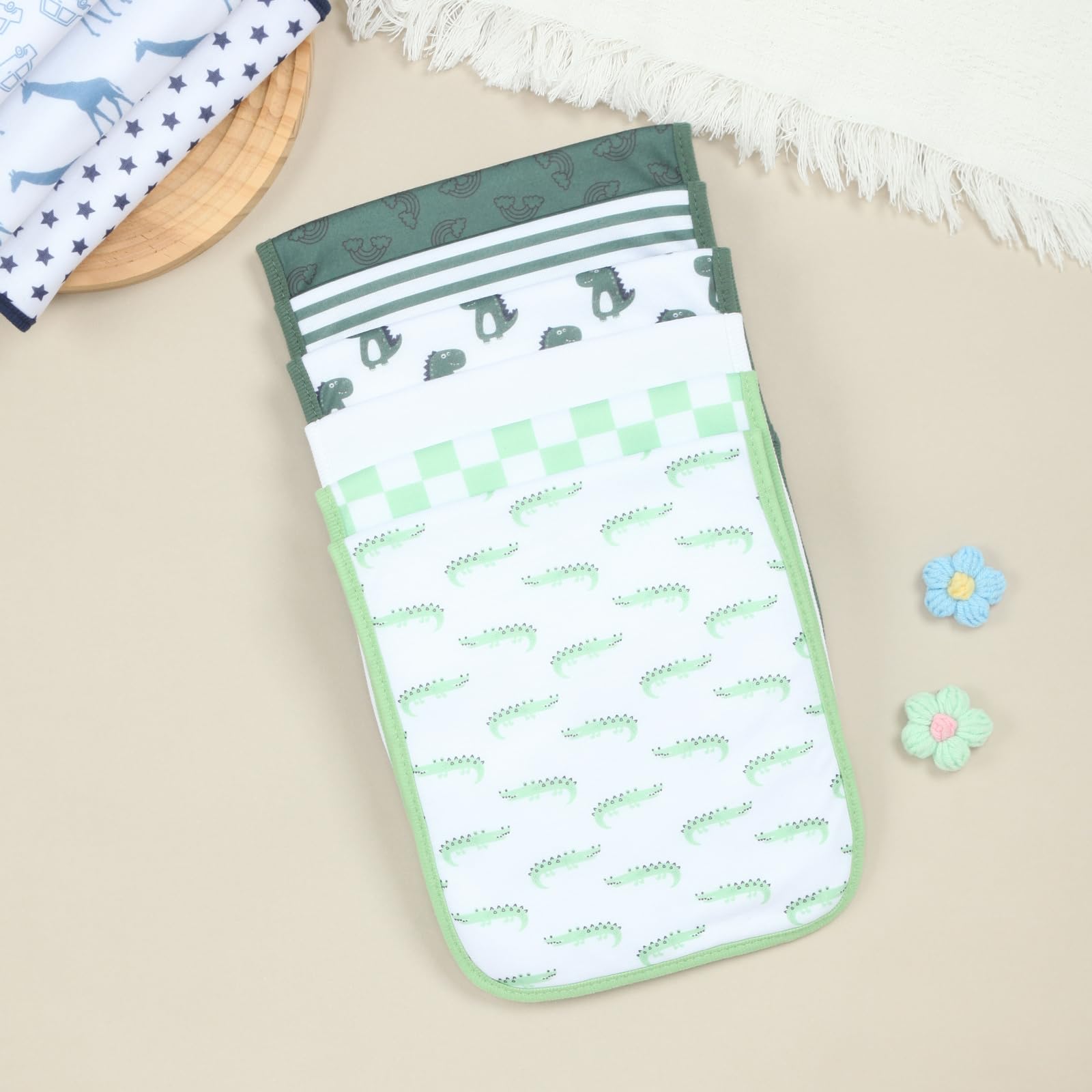 Hakochia burp cloths washable fabric, easy to clean after messes