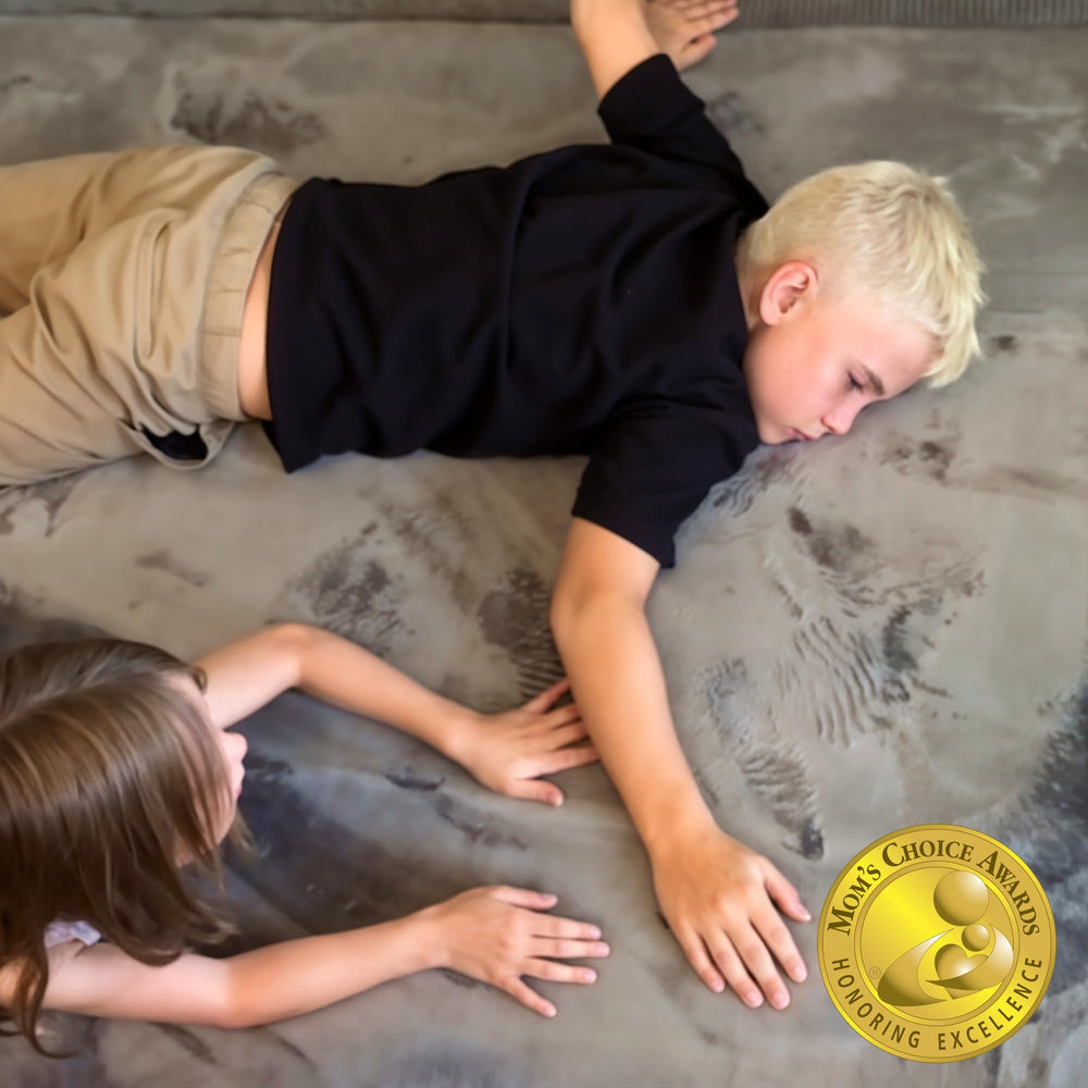Hakuna Matte CloudSoft 60-by-80-inch size supports spacious play for baby and family.
