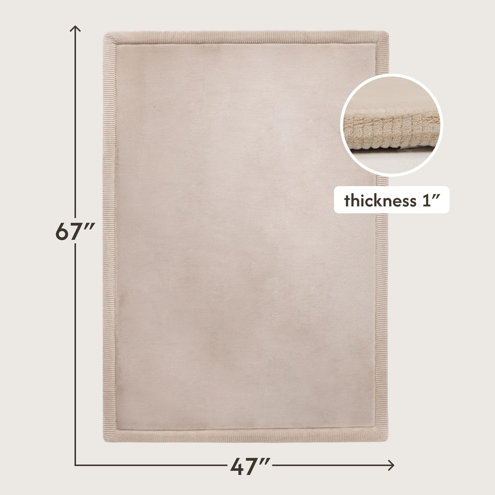 Hakuna Matte CloudSoft with memory foam core delivers cushioned crawls.