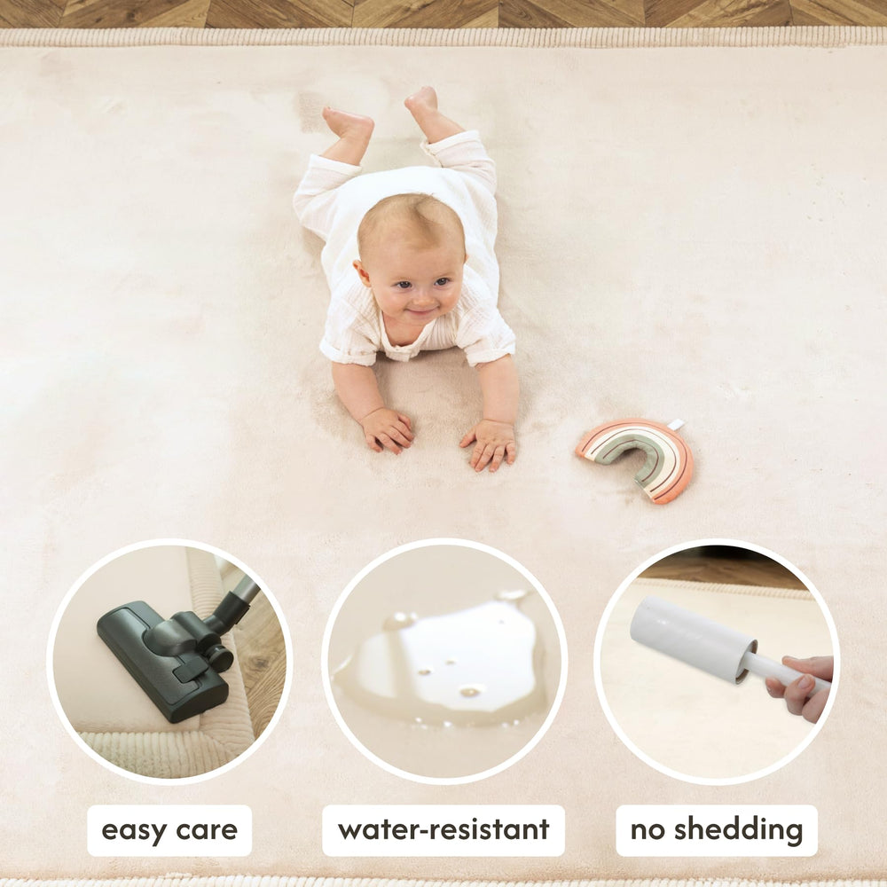 Hakuna Matte water-repellent finish protects surfaces from spills.