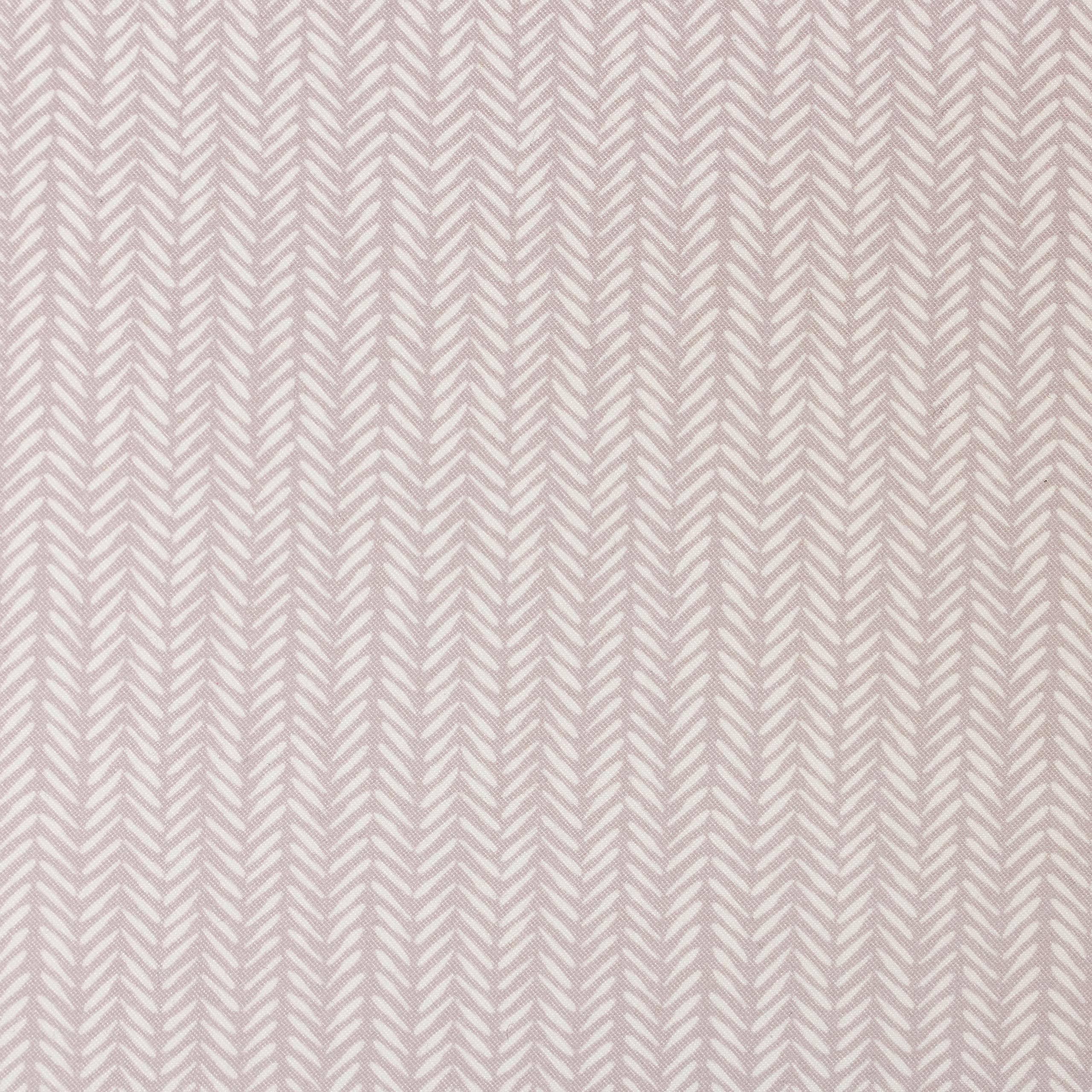 HALO BassiNest pre-shrunk cotton fabric provides breathable comfort.