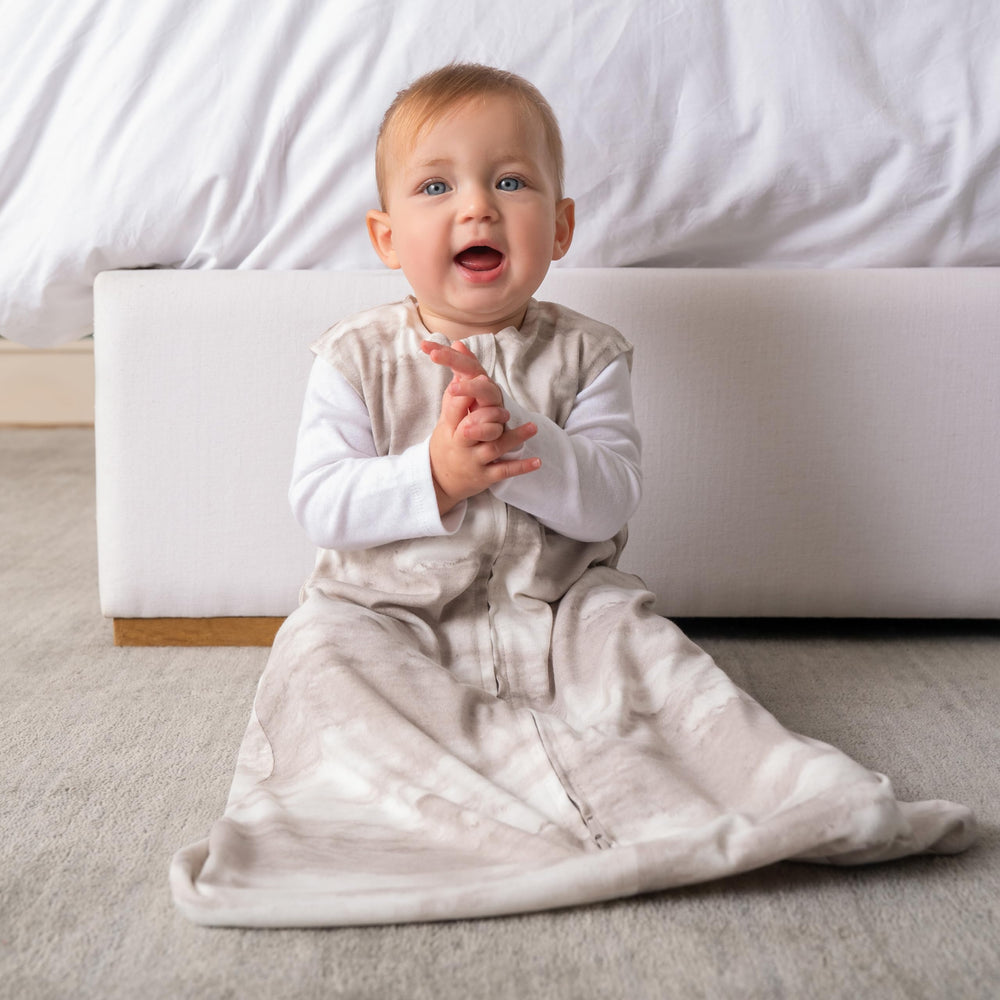 HALO Sleepsack Ideal Temp Ombre Small machine-wash-care label indicates easy care