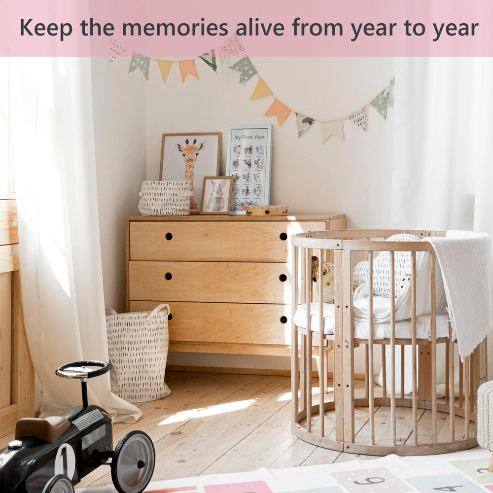 HAMUIERS First Year Frame plexiglass-cover protects photos with crystal clarity.