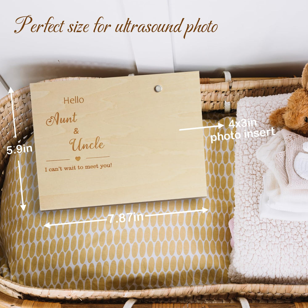 HAMUIERS Magnetic photo frame keeps your picture stable.