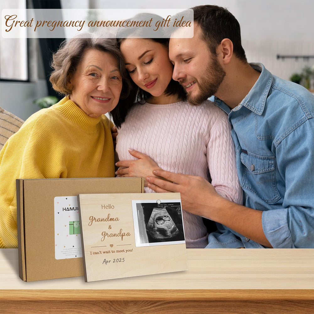 HAMUIERS grandparents gift frame ready to celebrate pregnancy news.