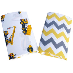 Handywa crib sheet elastic edge close-up showing secure, wrinkle-free fit