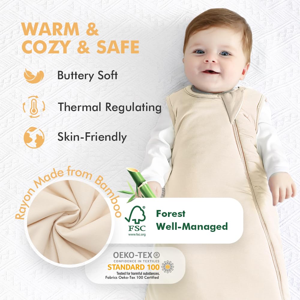 HAPIU two-way zipper sleep sack enabling easy diaper changes and flat opening.