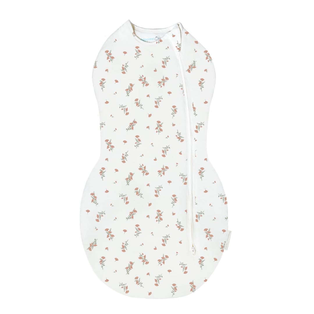 Happiest Baby Sleepea Comforter Swaddle front view with soft organic cotton for cozy naps