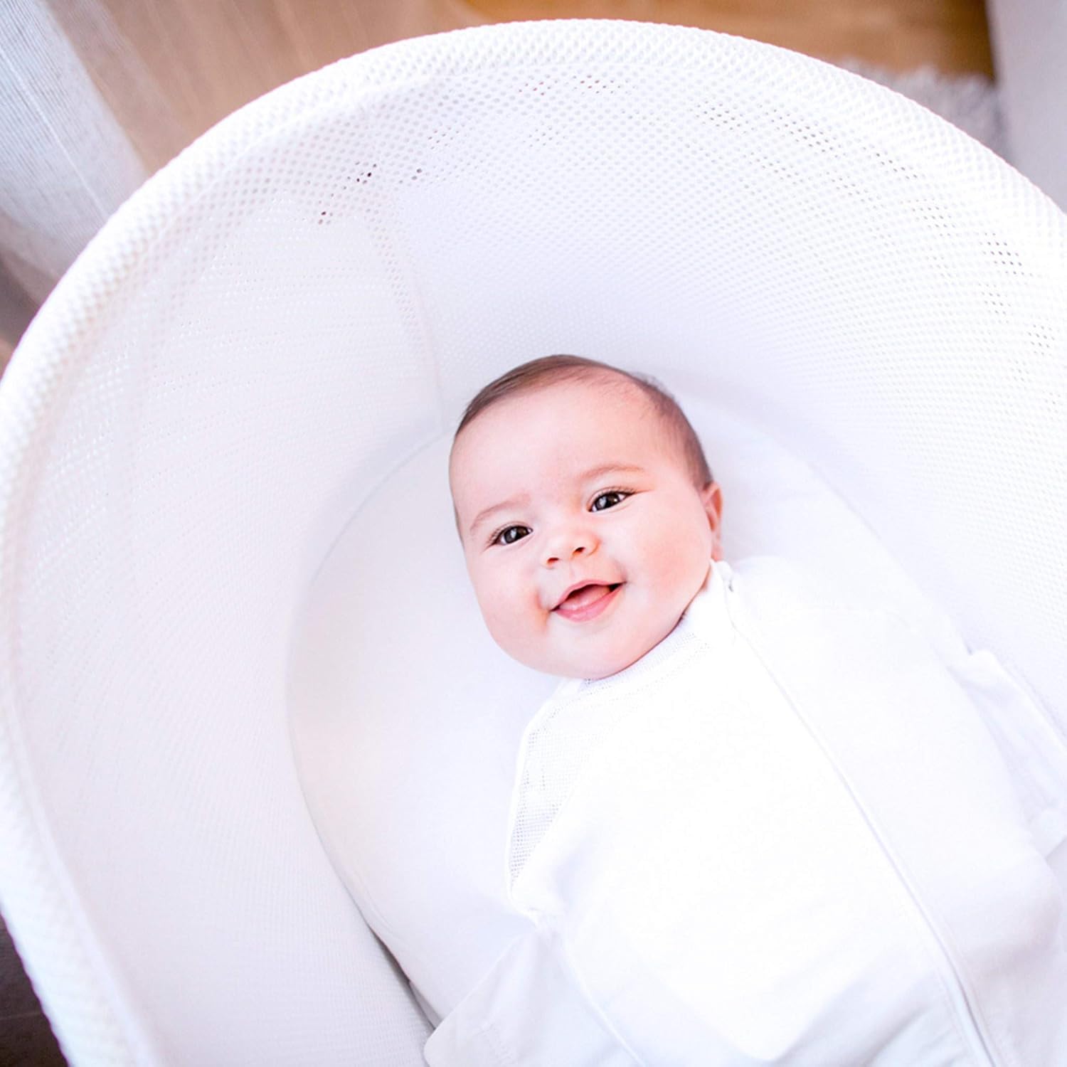 Happiest Baby SNOO Sleep Sack features a 2-way zipper for convenient midnight diaper changes