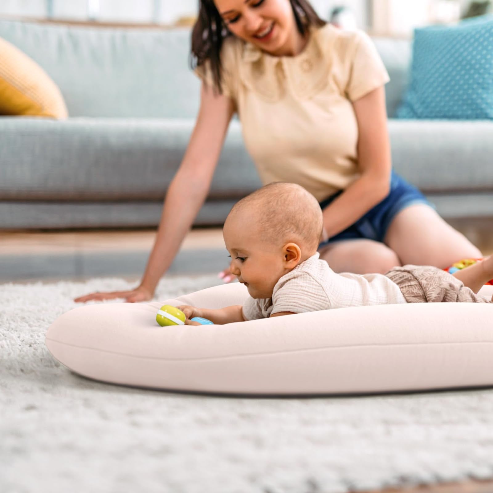 Happle sunny lounger uses breathable fabric for gentle skin contact.