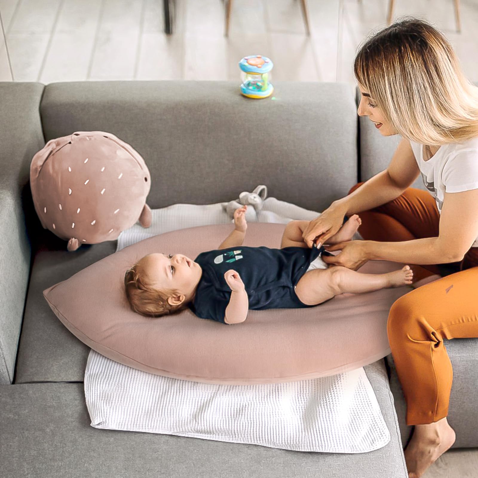 Happle Sunny machine-washable cover maintains softness after washing.