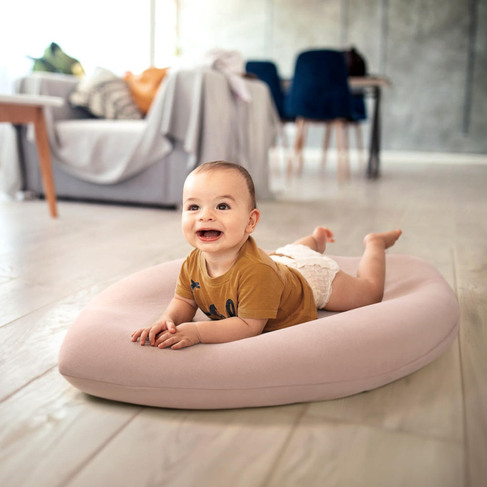 Happle Sunny cover snug-fit on lounger for secure lounging.