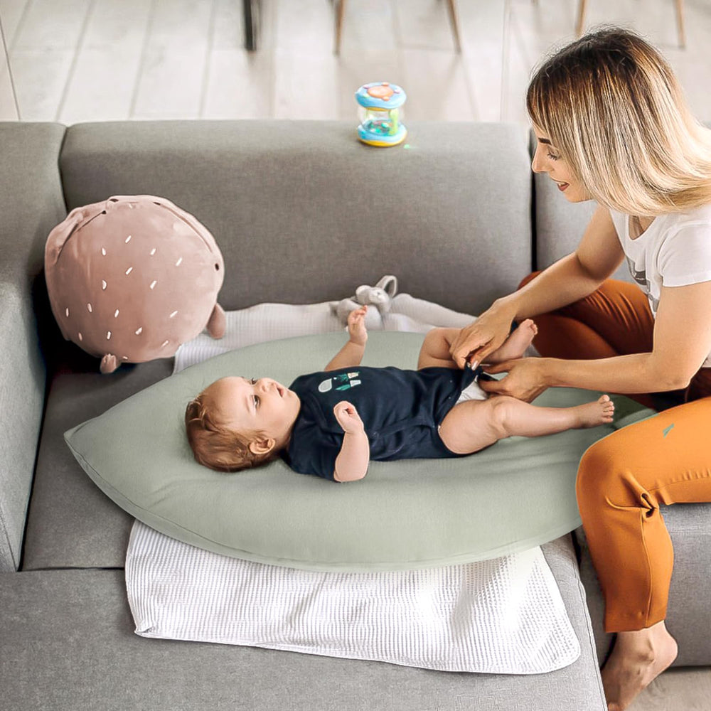 Happle Sunny cover showcases zipper-free ease for quick changes