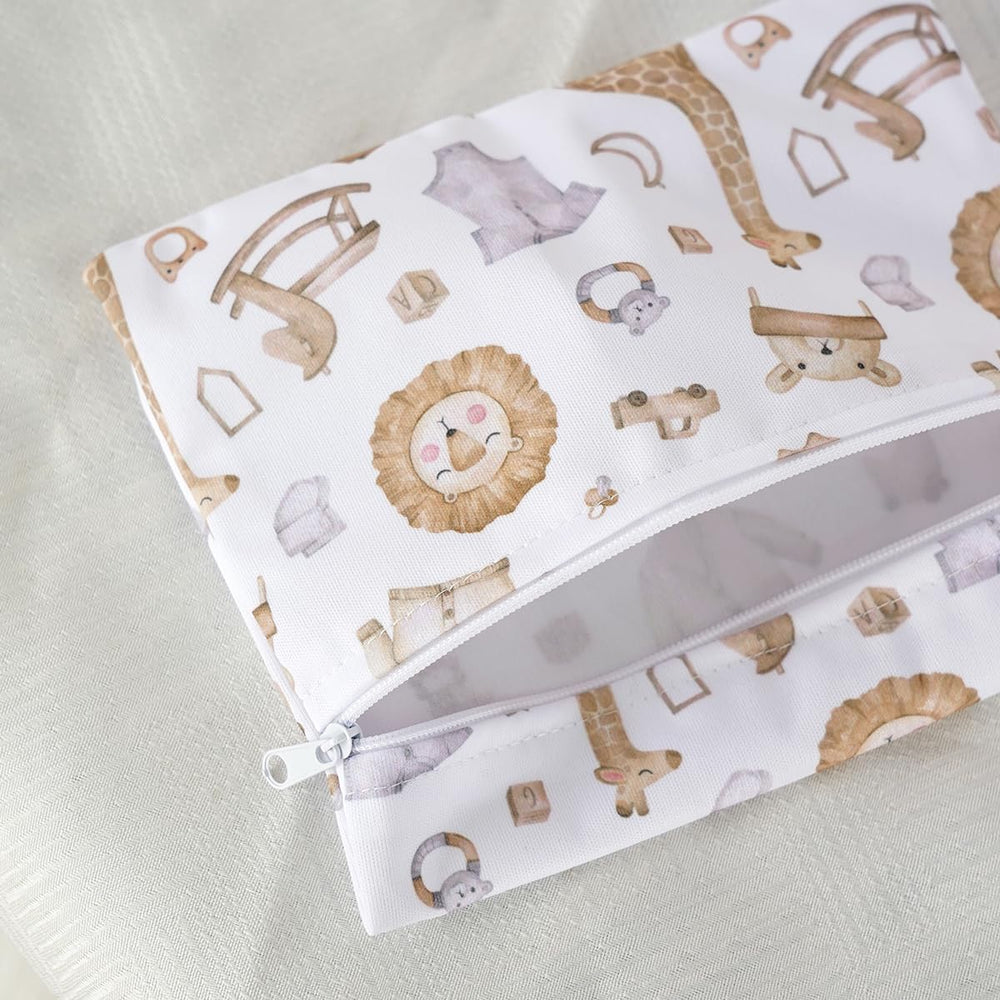 Happy Flute easy-clean design stays looking new after washes.