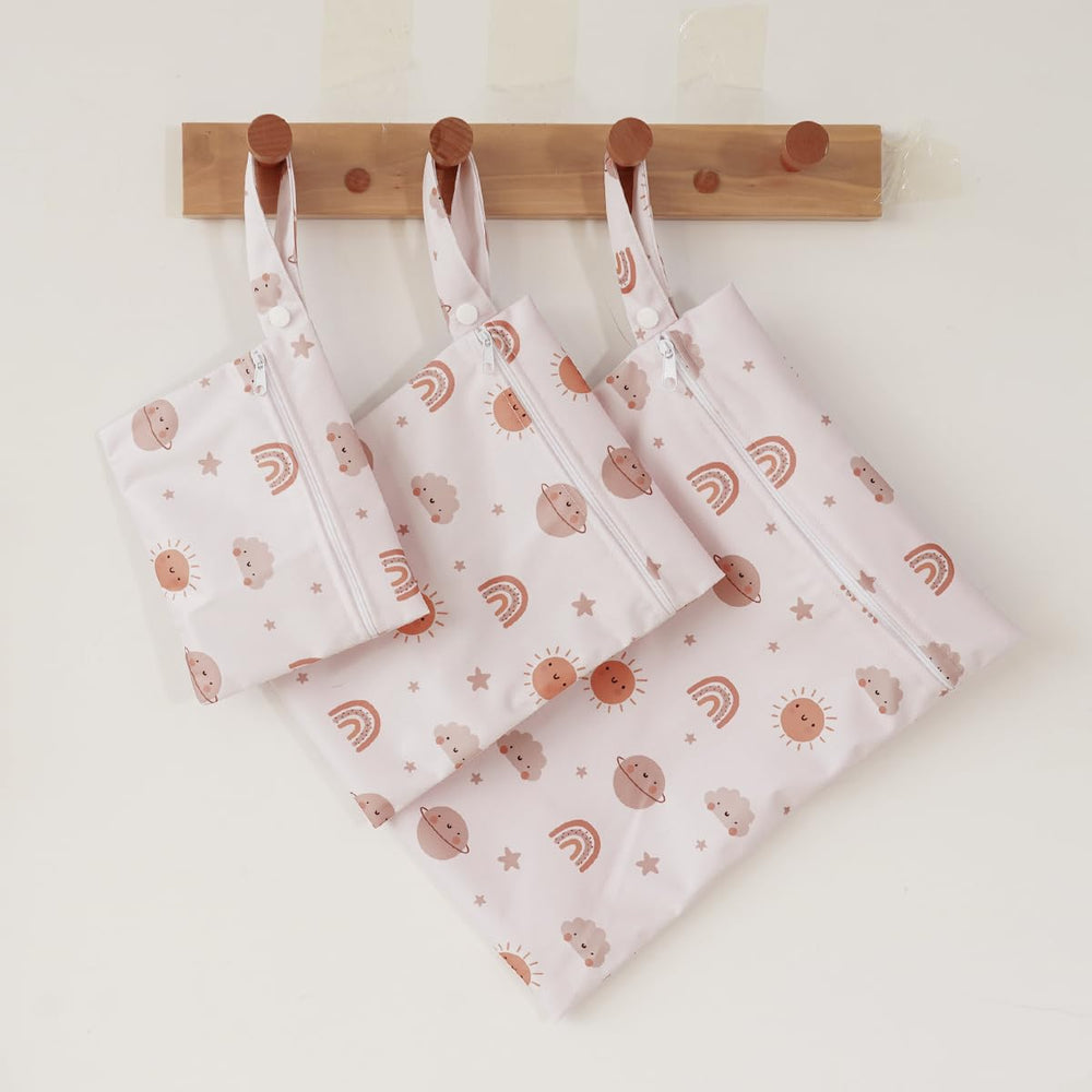 Happy Flute wet bag ideal for cosmetics and skincare on travel days.