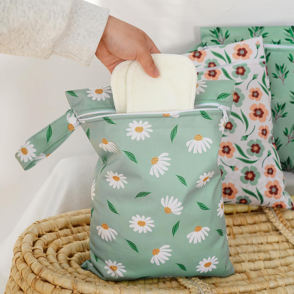 Happy Flute reusable wet bag helps reduce plastic waste during trips.