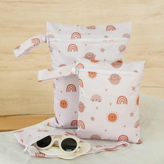 Happy Flute foldable wet bag is lightweight and space-saving for trips.