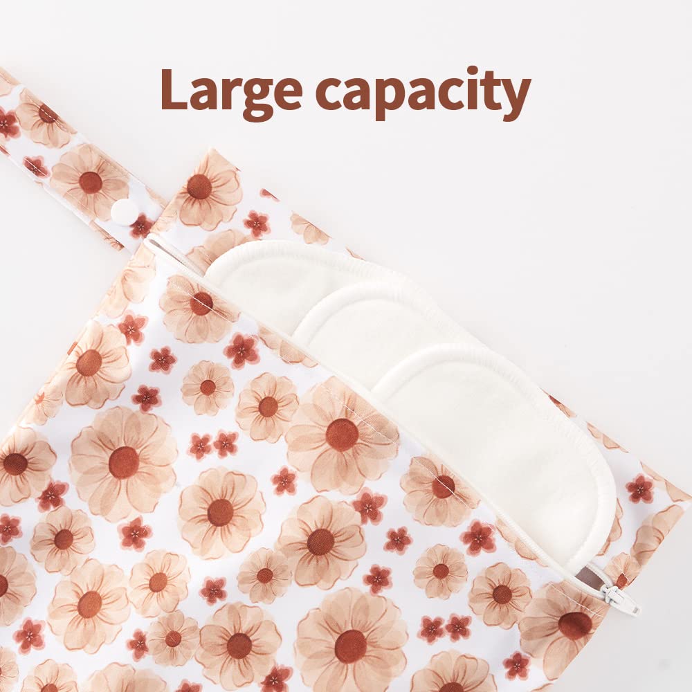 Happy Flute compact design fits easily in totes for pool days.