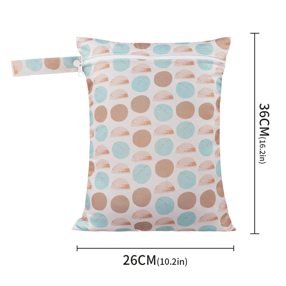 Happy Flute machine-washable wet bag cleans easily, lattice pattern stays vibrant.