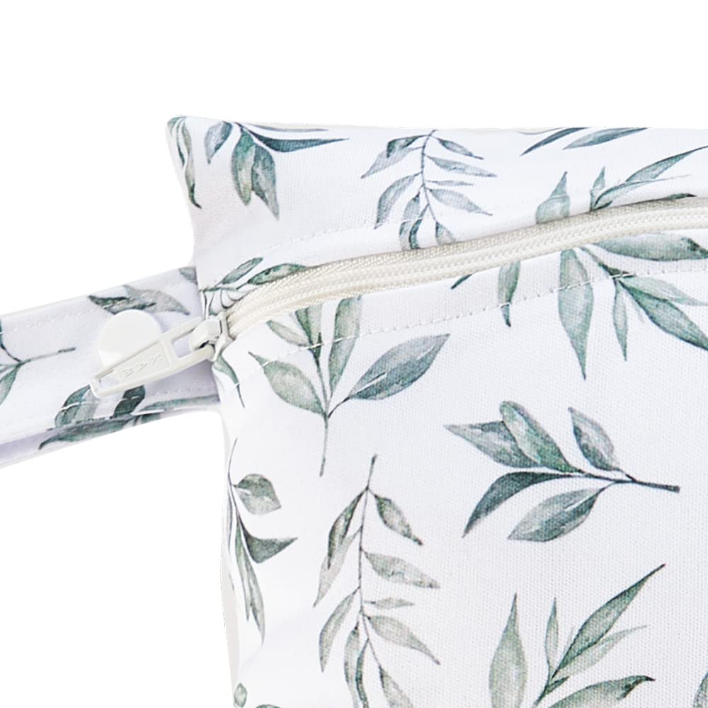 Happy Flute wet bag is machine washable for easy cleaning and reuse.