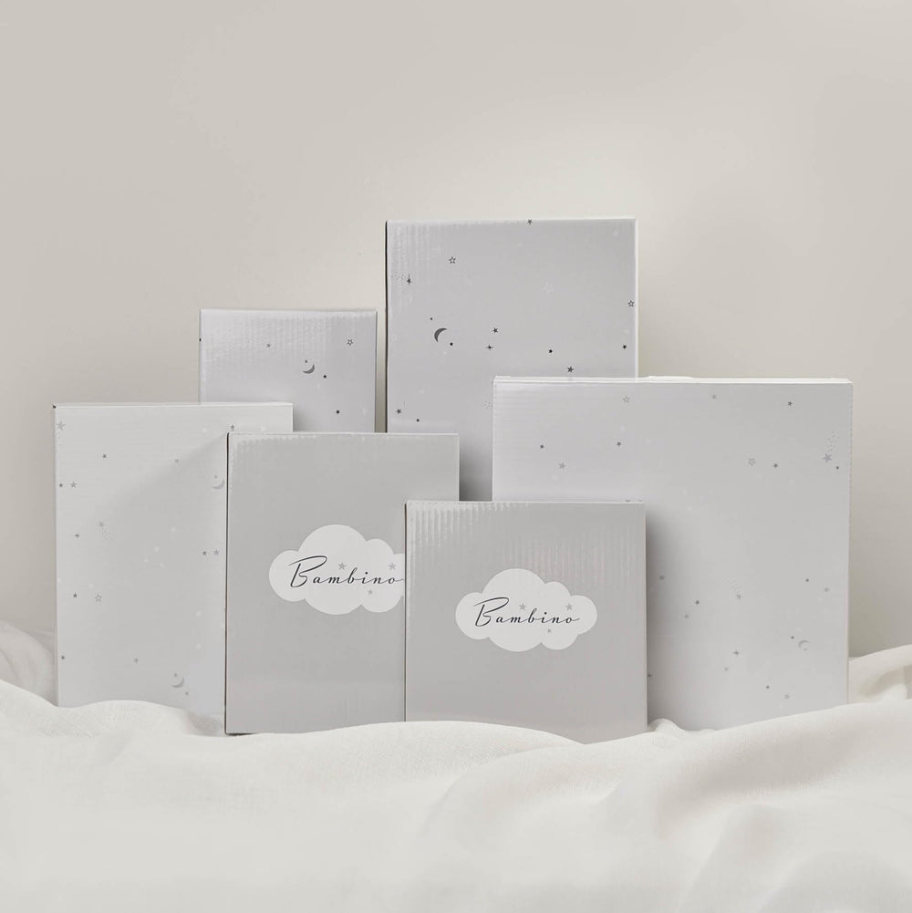 Happy Homewares Bambino ribbon-closure keeps the album securely closed after viewing
