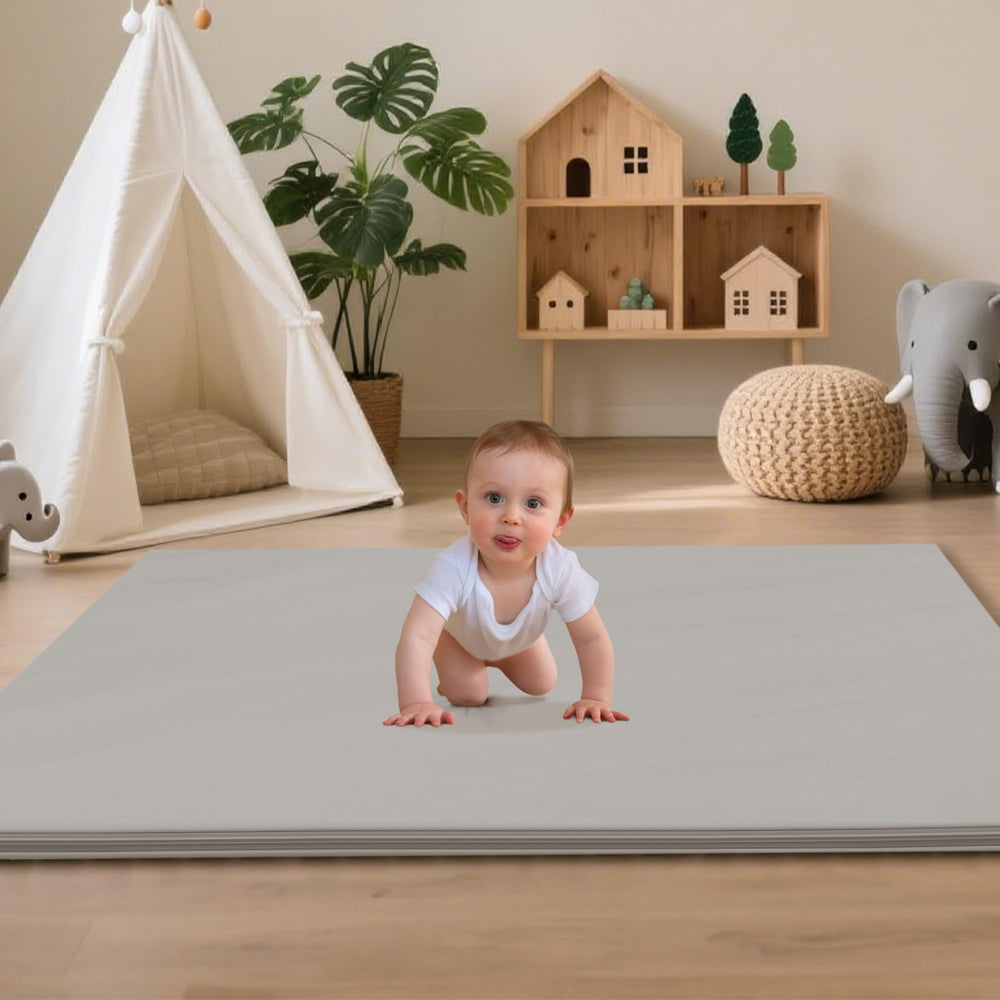 HARBOLLE fits in most playpens and rooms for versatile use.