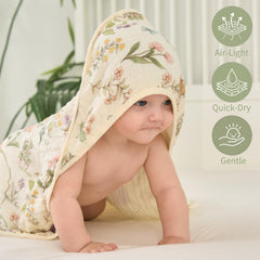 HardNok muslin towel closeup reveals six-layer weave for ultra-soft daily use.