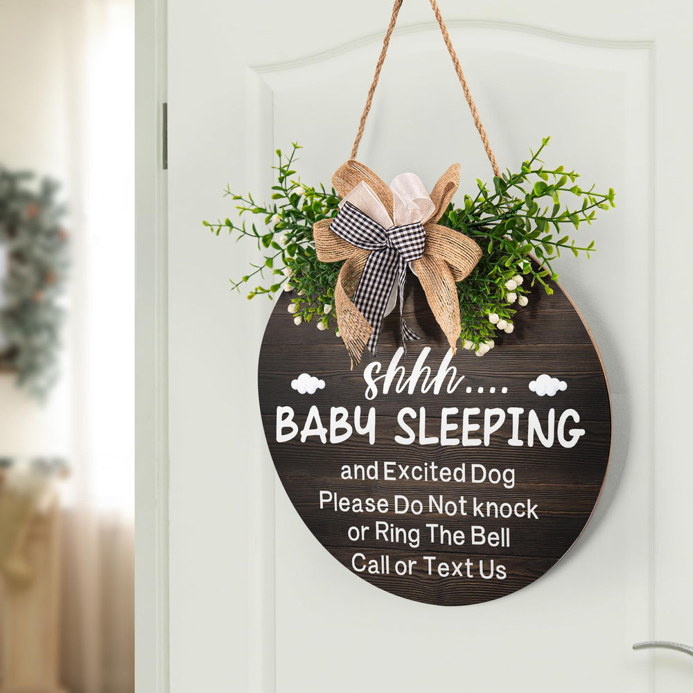 Harooni front door round sign enhances entryway charm and family welcome.