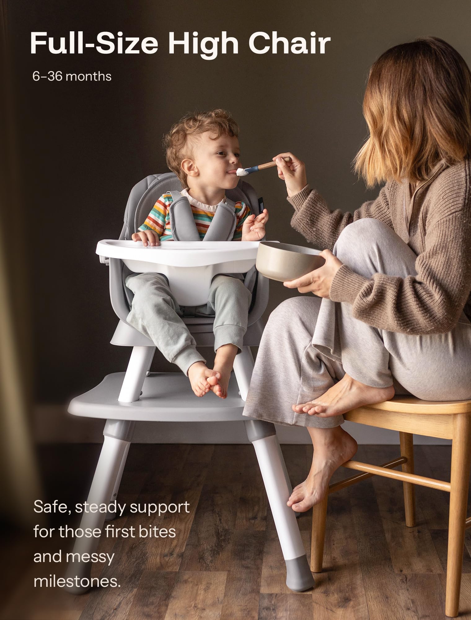 HARPPA removable tray attached for easy feeding and quick cleaning