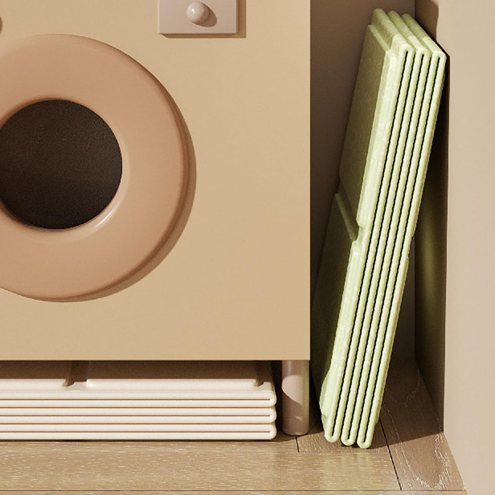 HatiLum drain plug design supports quick, tidy water release