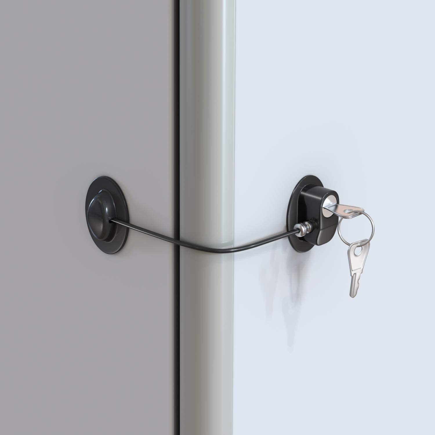 HAVENHAUSE child safety lock on fridge keeps food secure and kids safe.