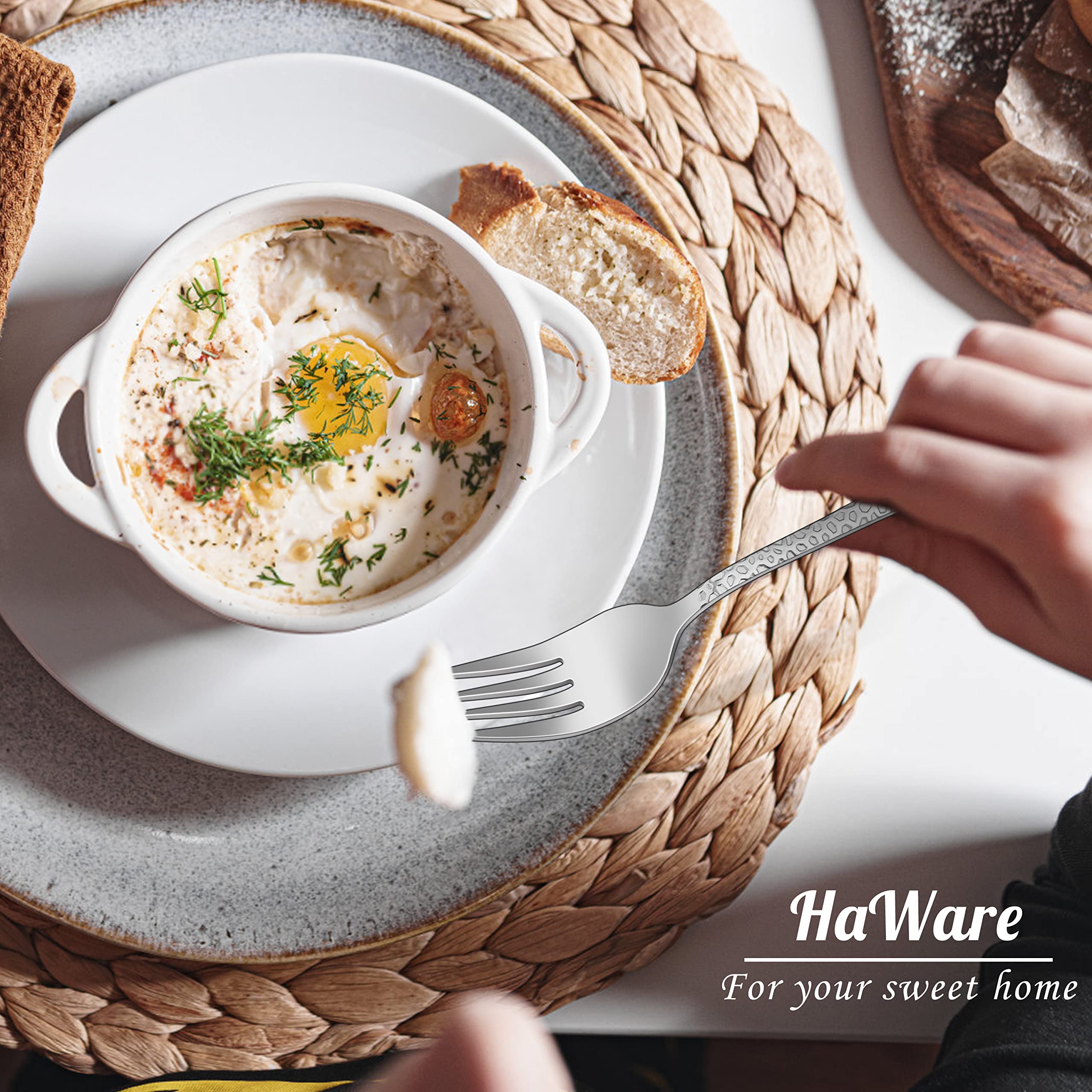 HaWare compact flatware for kids, ideal for outdoor meals.