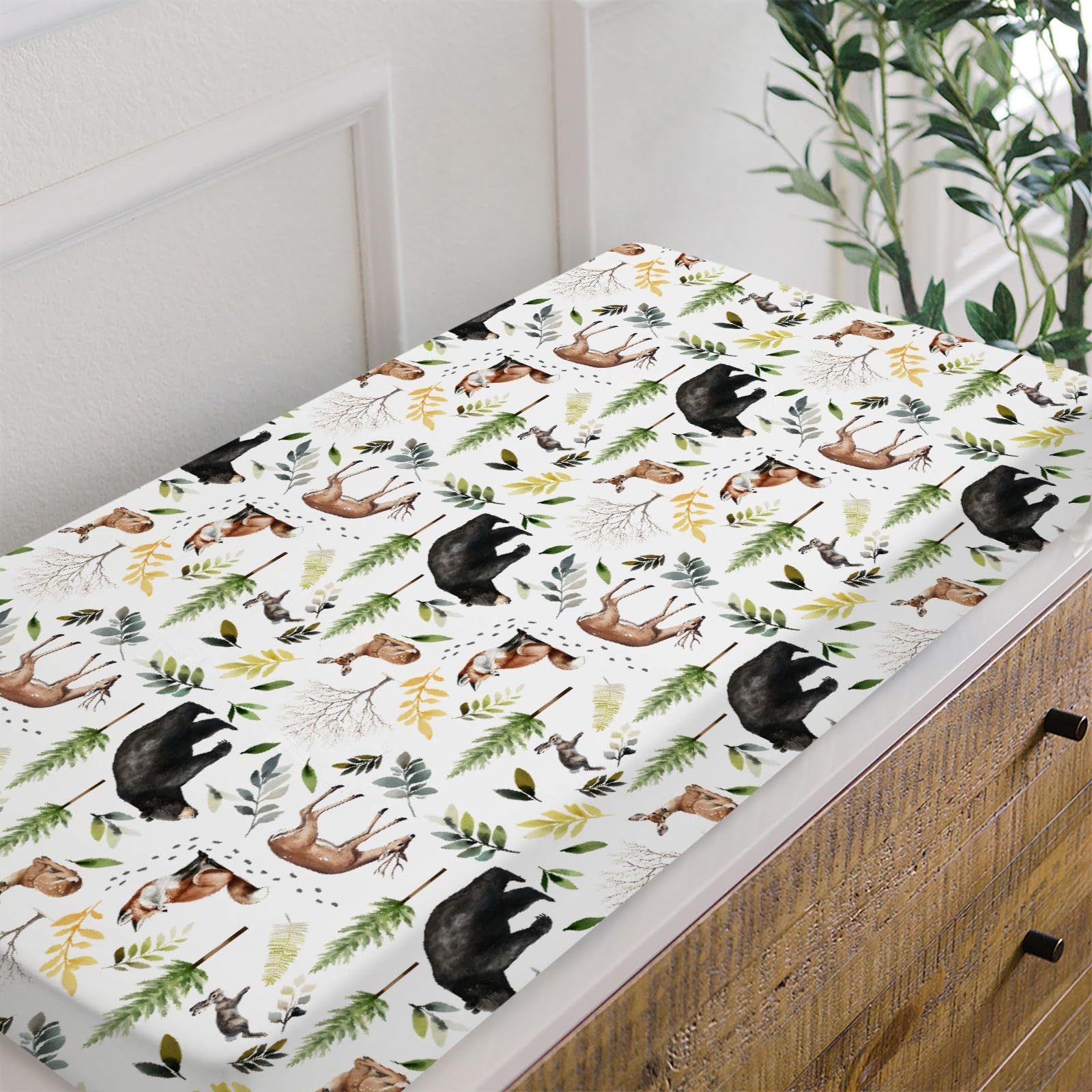 HawSkgFub soft stretch cover with pine design fits securely.