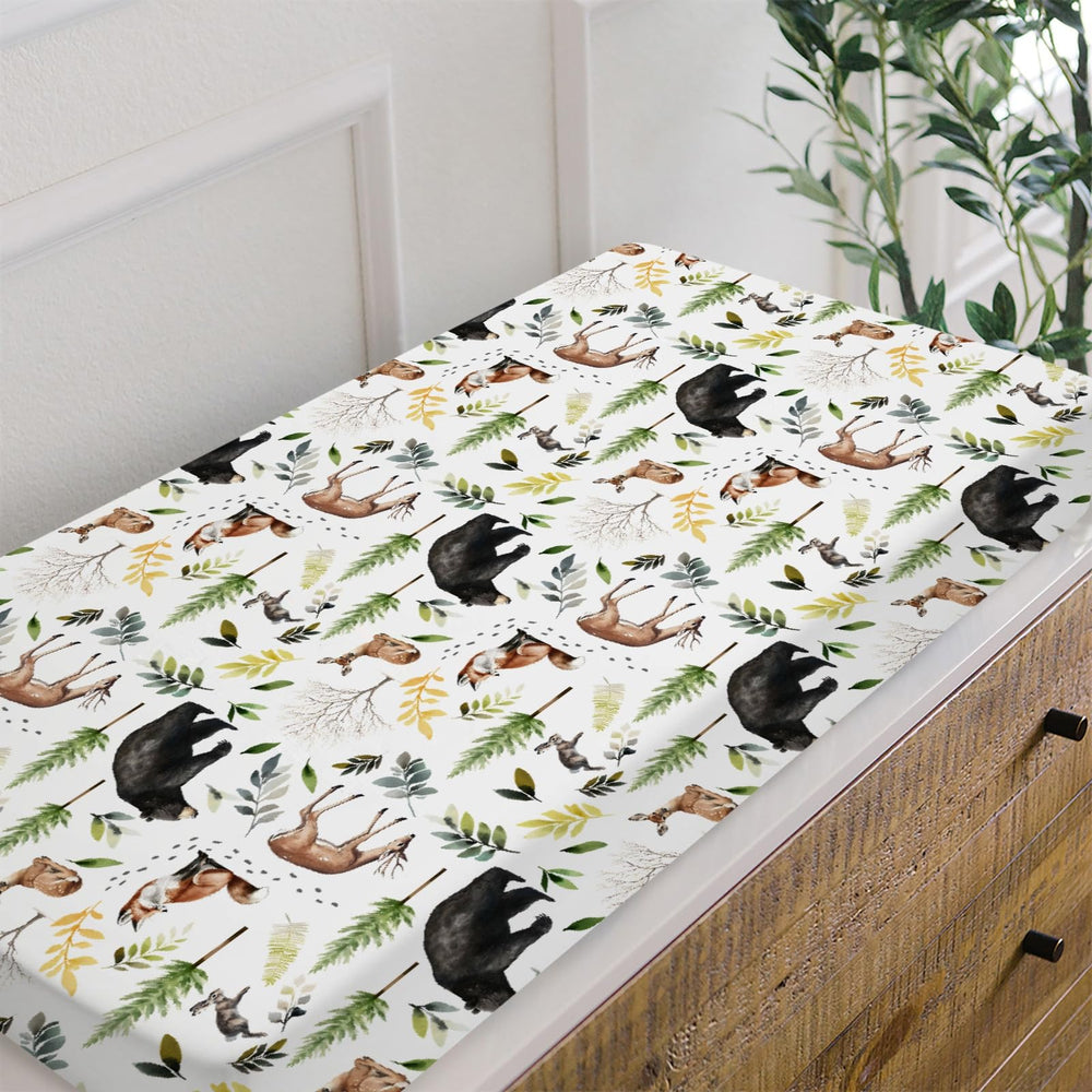 HawSkgFub soft stretch cover with pine design fits securely.