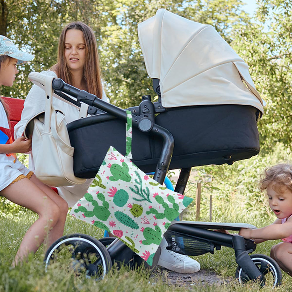 HDHBP dirty clothes storage bag helps stay organized during trips.